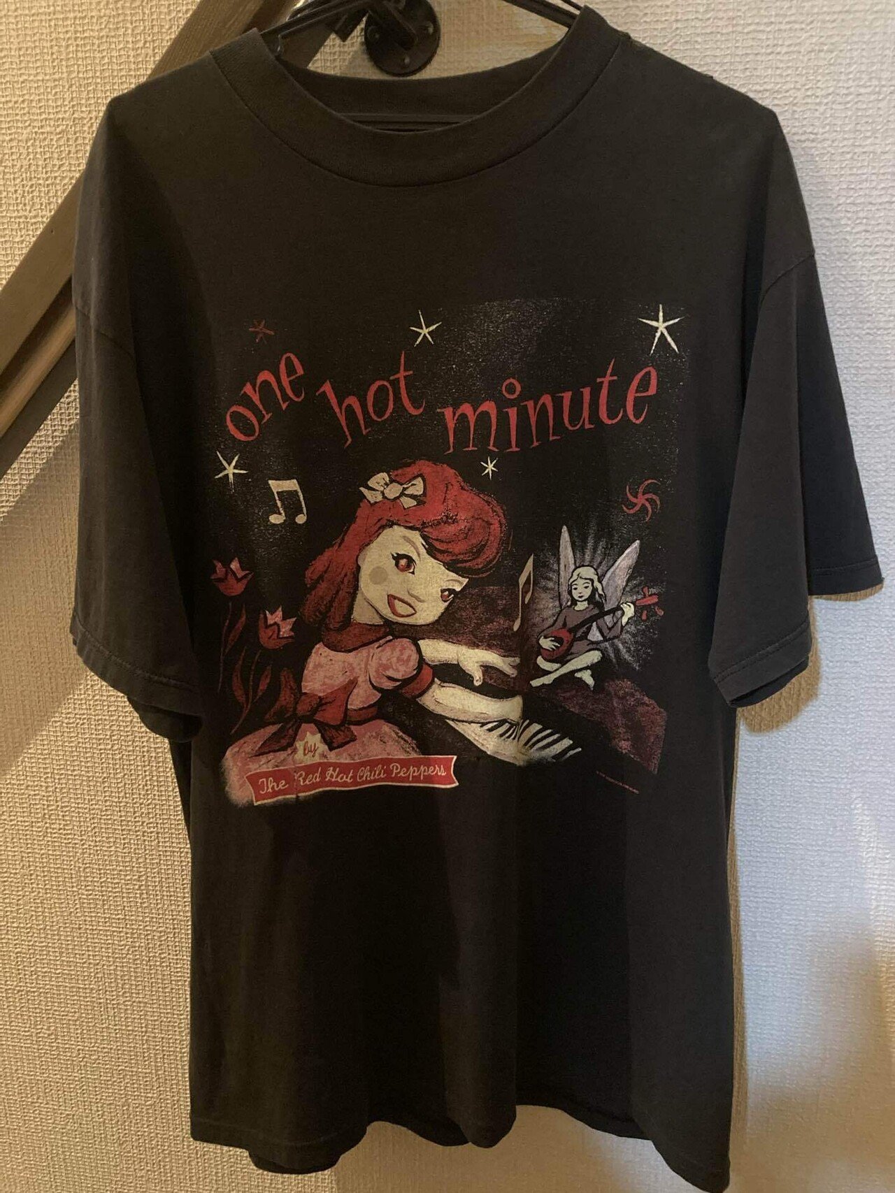 SEKAI NO OWARI 深瀬さんの着用ヴィンテージTシャツを紹介。|深崎藍 SEKAI NO OWARI 深瀬さんの着用ヴィンテージTシャツを紹介。|深崎藍