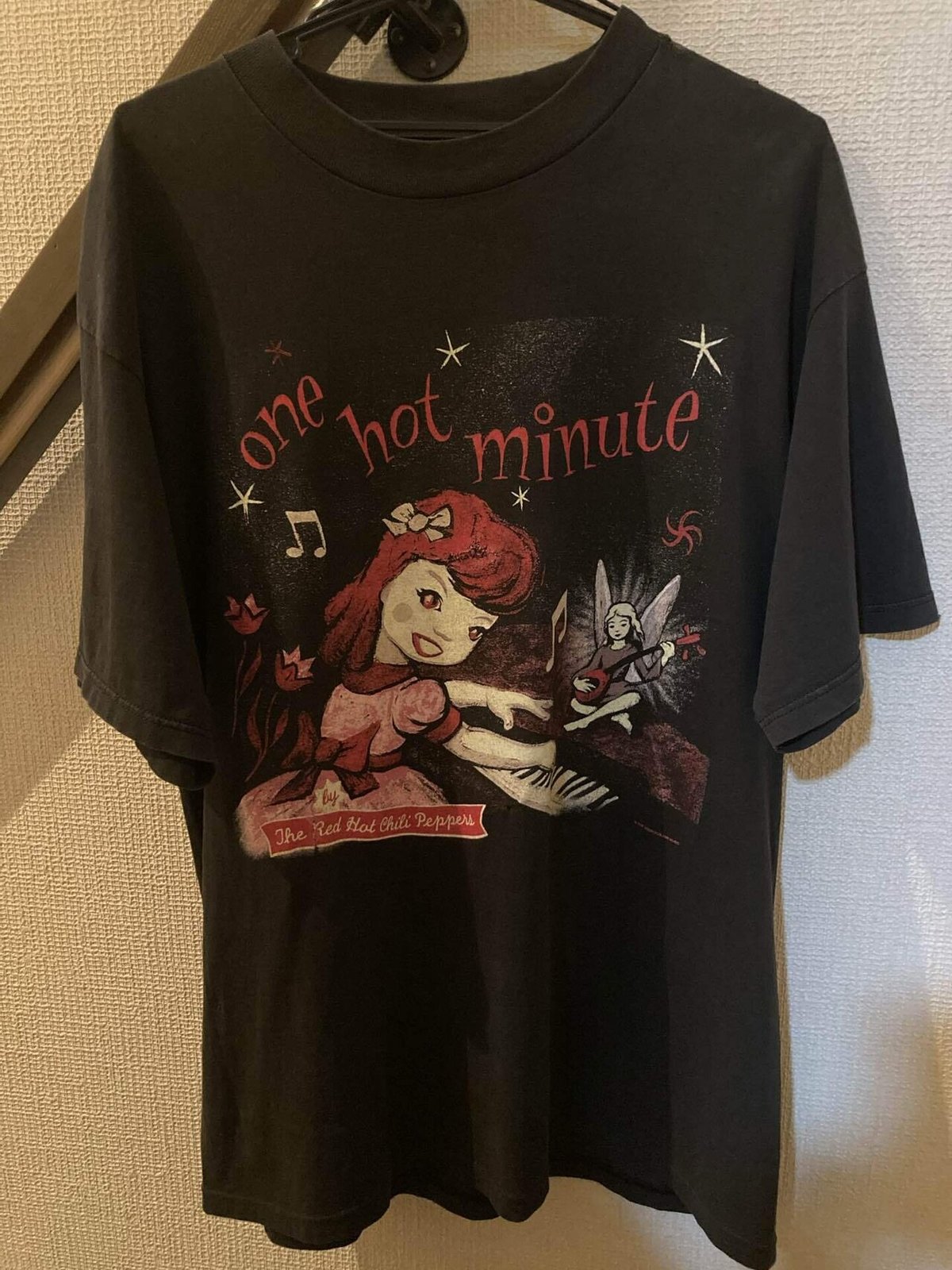 SEKAI NO OWARI 深瀬さんの着用ヴィンテージTシャツを紹介。｜深崎藍 