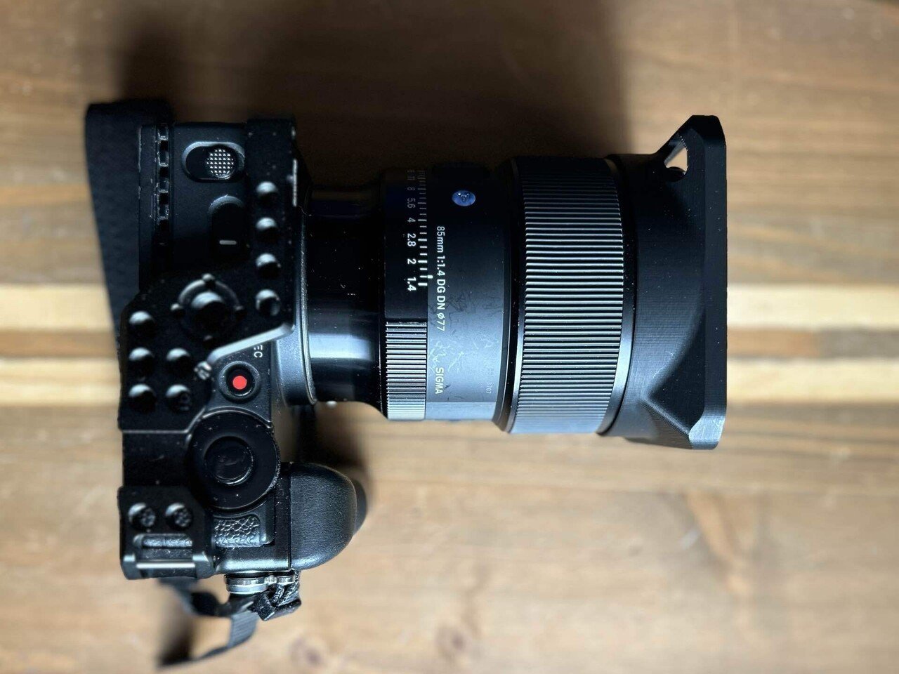 【SIGMA】一眼レフ望遠レンズ フード付き Amazon | シグマ(Sigma) SIGMA レンズフード LH1030-01 | レンズ