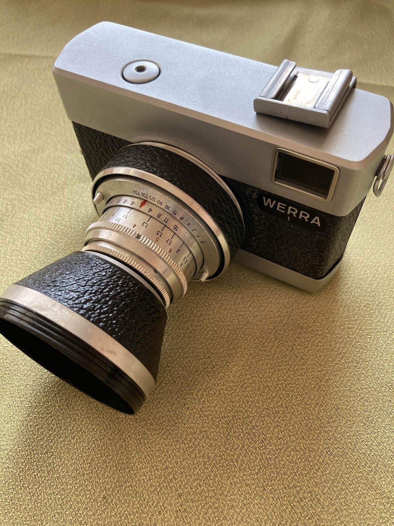 レンズを買いにいったはずが、なぜかWERRAのカメラも入手してい