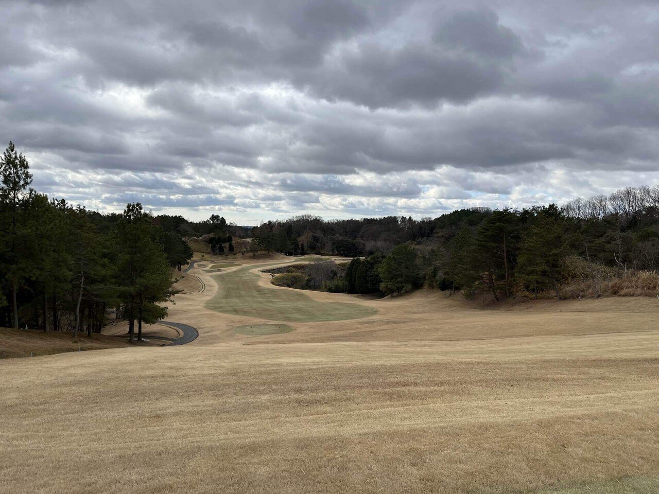 本日は、寒い中ゴルフ⛳️でした。 花屋敷ゴルフ倶楽部… 寒すぎ〜｜miho_life style