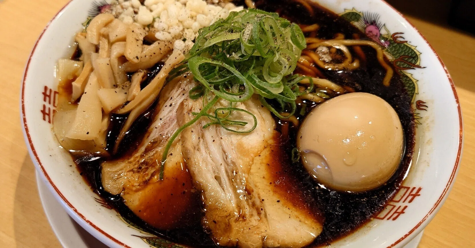 2023年東京都内で出会った「ブラックラーメン」3店｜菅野ノリヒコ