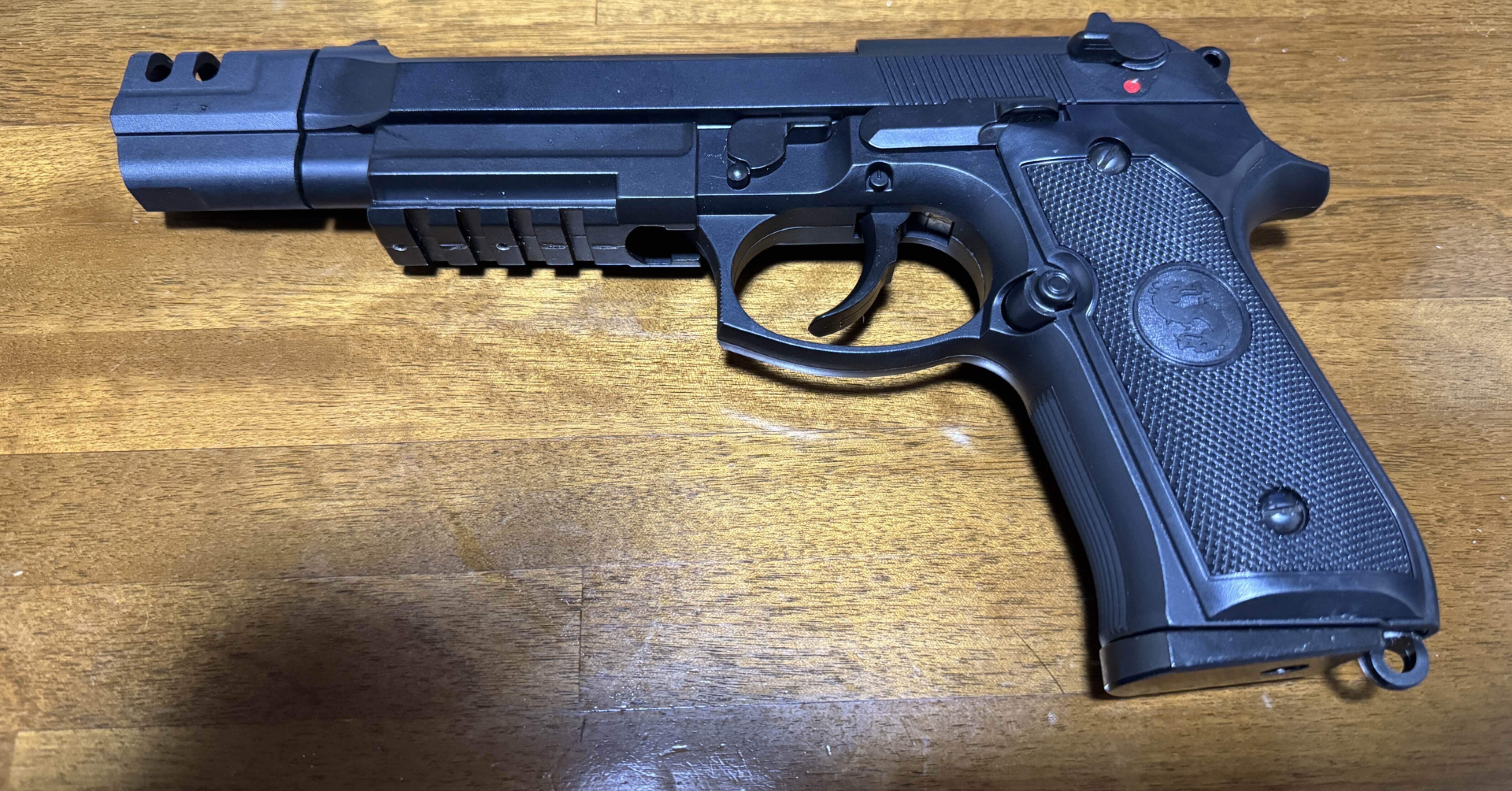 台湾製のガスガンを入手｜The Man in the HMT