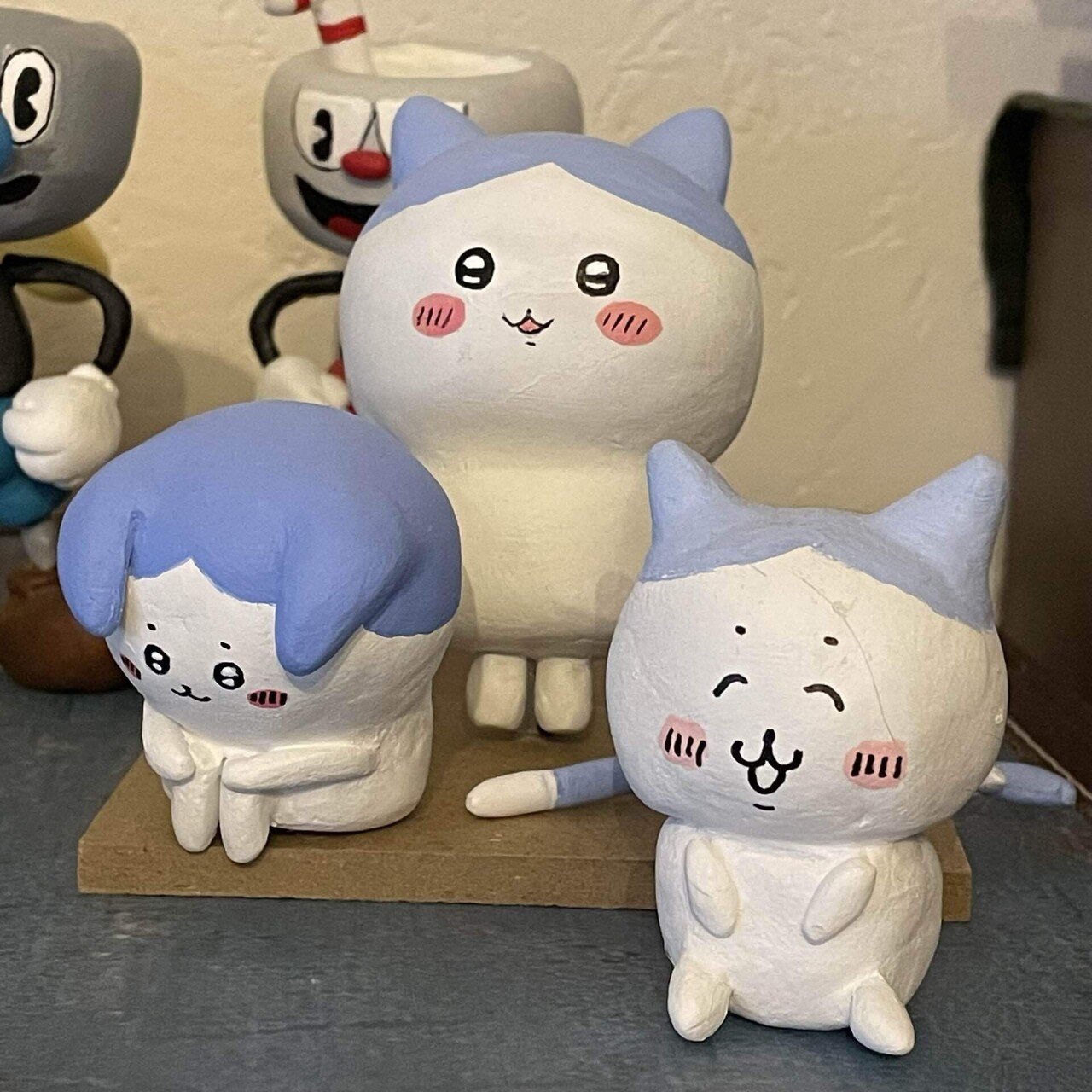 樹脂粘土】ちいかわとハチワレ in 郎 / Chiikawa & Hachiware in