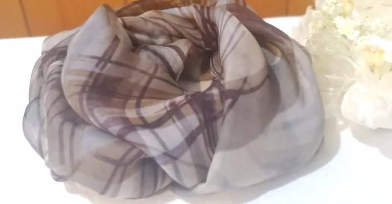 イタリア製シルクの春夏スヌード♡抜け感&透明感がおしゃれ♡きめ細かい絹100%羽二重