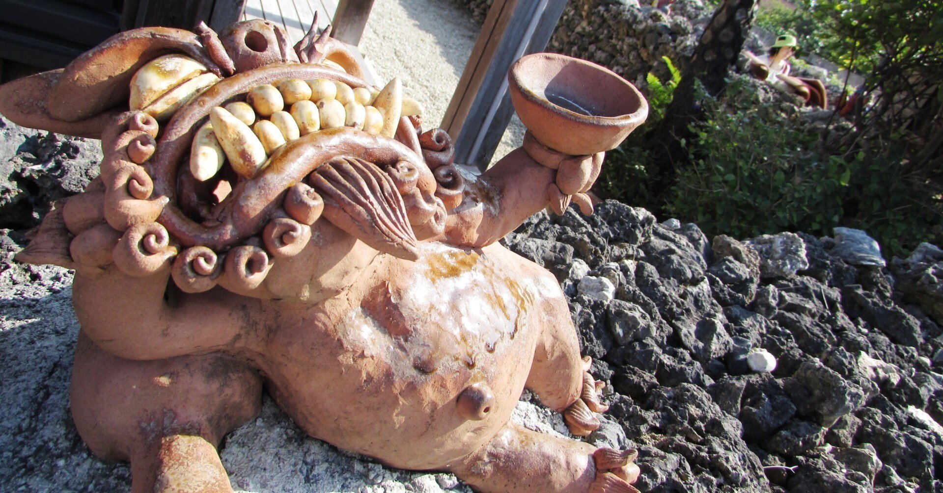 沖縄・竹富島の多彩なシーサーたち／2014年1月｜菅野ノリヒコ