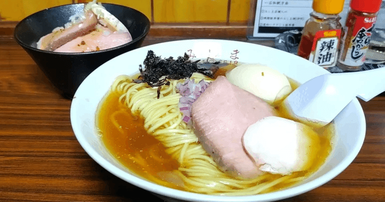 みしま』㊗2023 NEWラーメン1位！いい意味で期待を裏切られる絶品の
