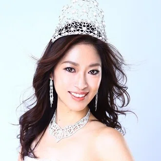 👠ウォーキング講師・松田さなえ
