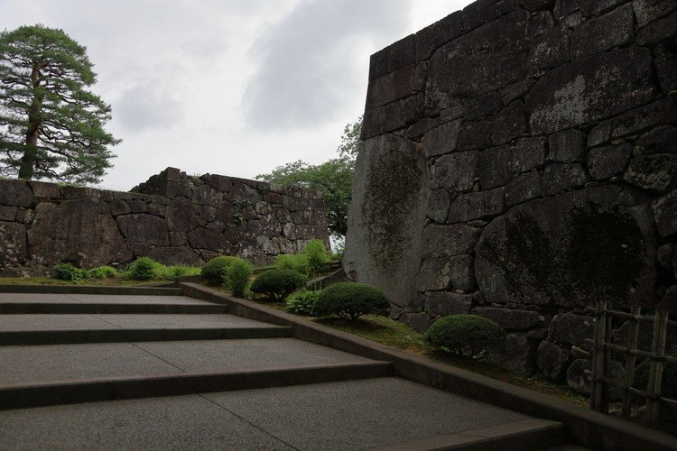 金沢城　大手門（尾坂門）の石垣　