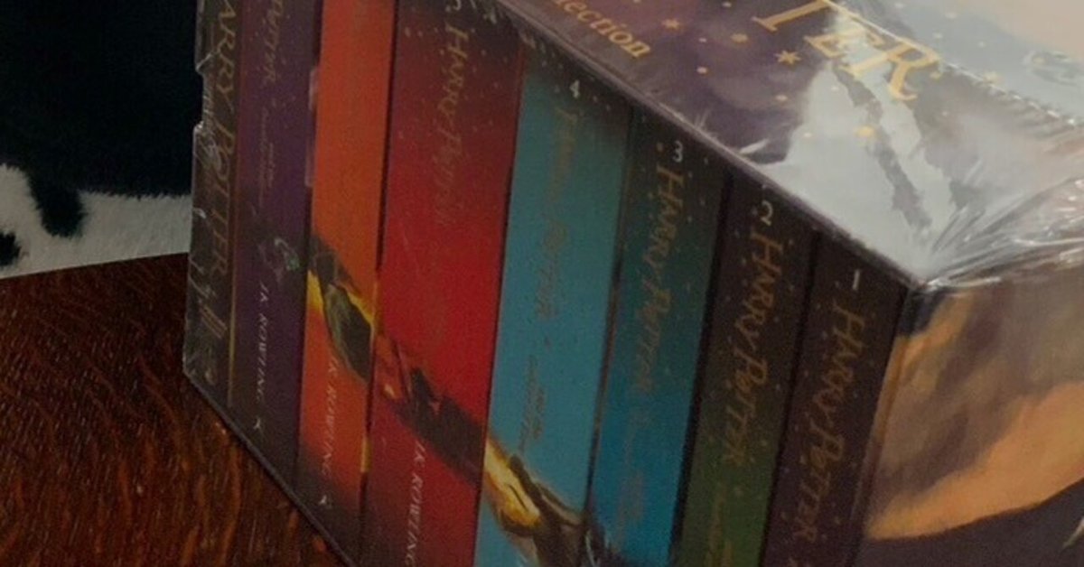 私設図書館プロジェクト】「Harry Potterシリーズ全7巻」を配架