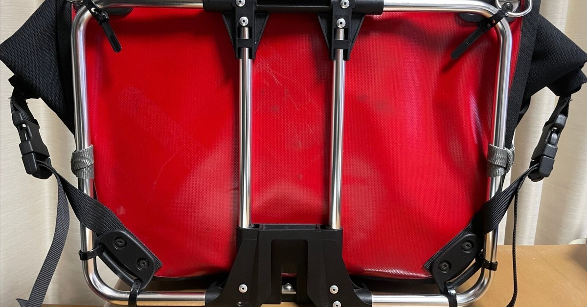 Bromptonのバッグのちょっと変わった？楽しみ方 3 汎用バッグにフレームを取り付けて専用バッグに｜nono
