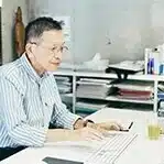 小林郁央
