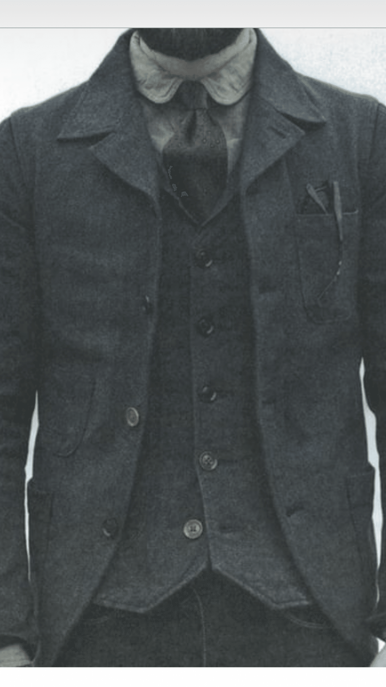 Instagramにあがってきたアパレルメーカーの広告 クラシカルなスリーピース 存在感抜群 普遍性を持った スタンダード 見た瞬間に意識が遠のくほど酷いルックスと陳腐な 飾り言葉 何をどうしたらここまで Morningman304 Note