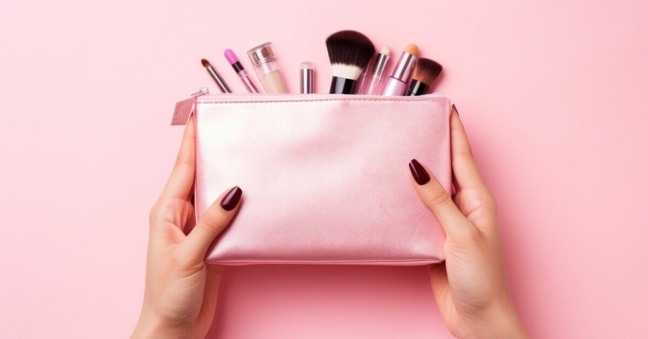 大公開】小田切ヒロの持ち歩きポーチの中身！愛用品のコスメ・おやつ