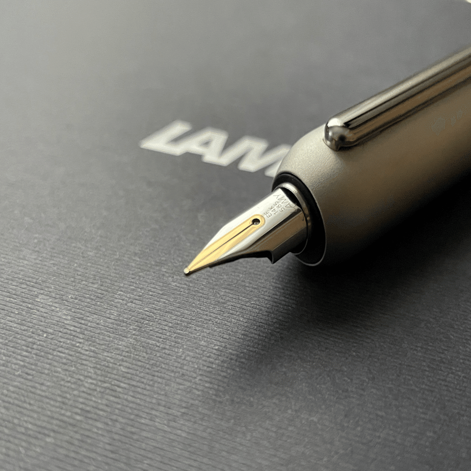 LAMY Dialog3｜杏