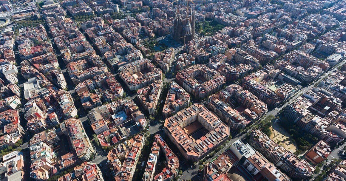 大注目】 バルセロナ旧市街の再生戦略 公共空間の創出による界隈の回復 