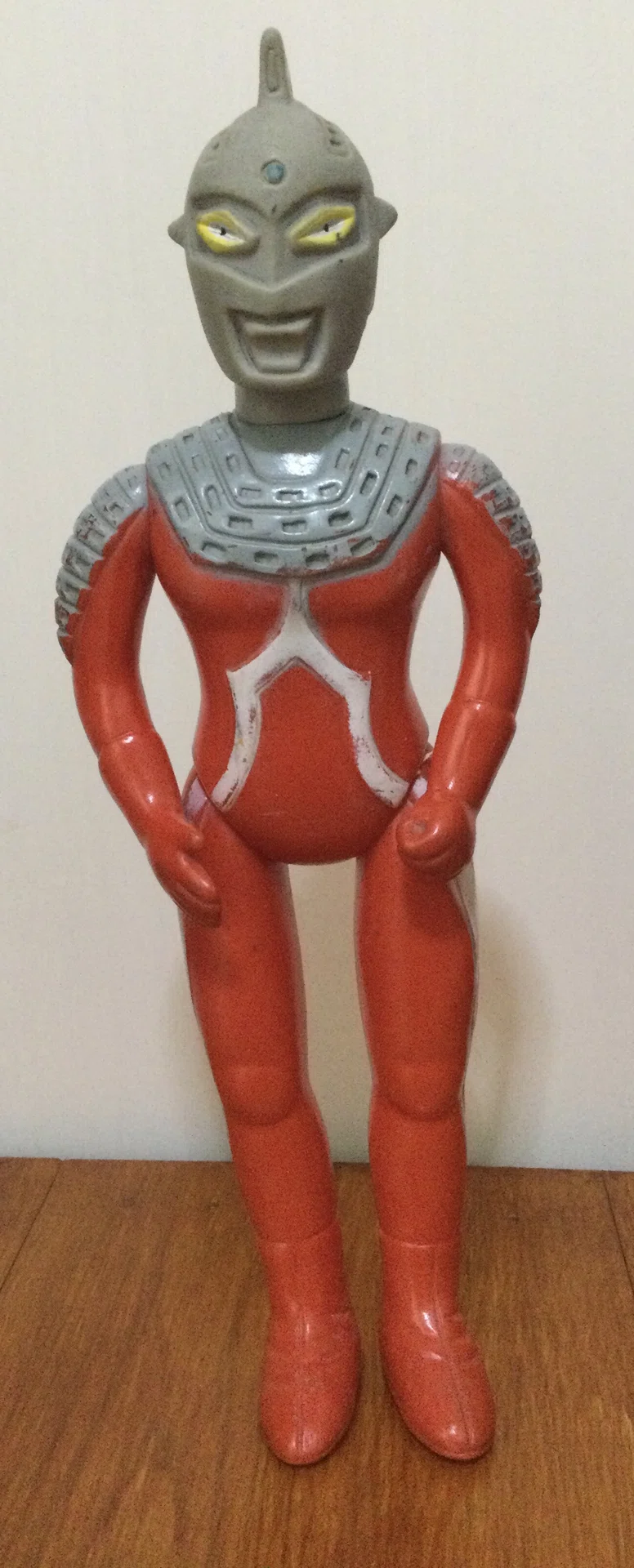 ブルマァク ウルトラセブン｜自由なダム・ガン