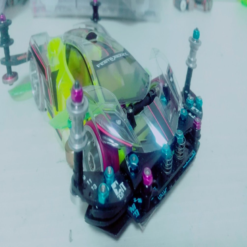 自由自在な開度コントロールで非連動提灯を操る(ミニ四駆)｜ミニ四駆と