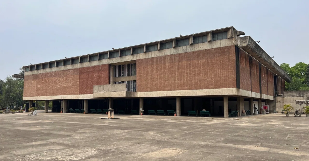 西洋美術館 建築】インドにも国立西洋美術館があった？（ル・コルビュジエ