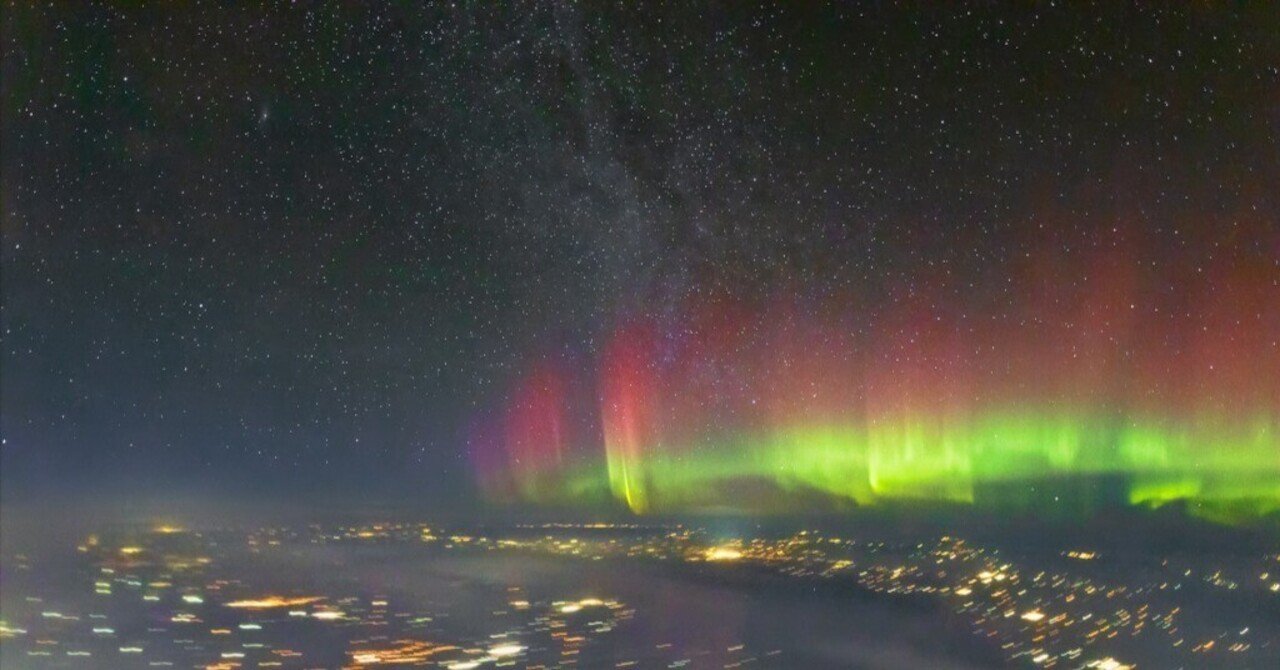 成層圏からの北極光（オーロラ）｜yasu