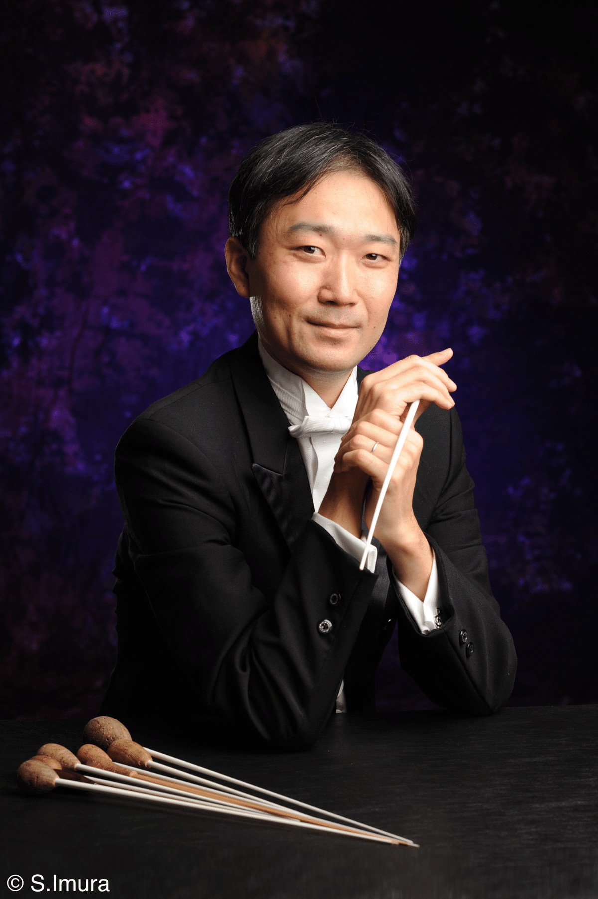 ありそうでなかった『ベスト現代音楽100』が大ヒット | BARKS