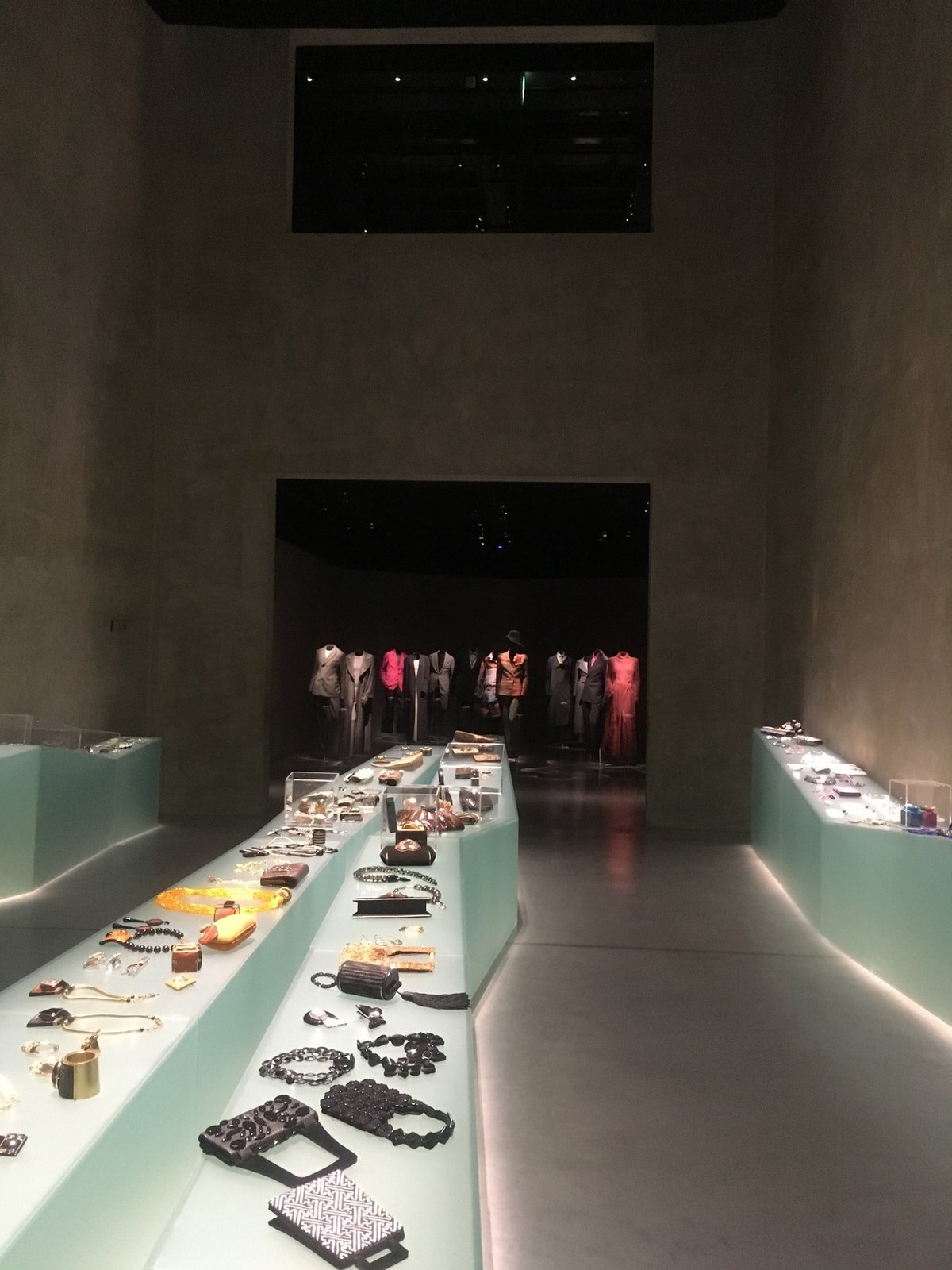 ★希少！展示美品　ARMAN CASAI　アルマーニ ☆希少！展示美品 ARMAN CASAI アルマーニ 【公式通販】