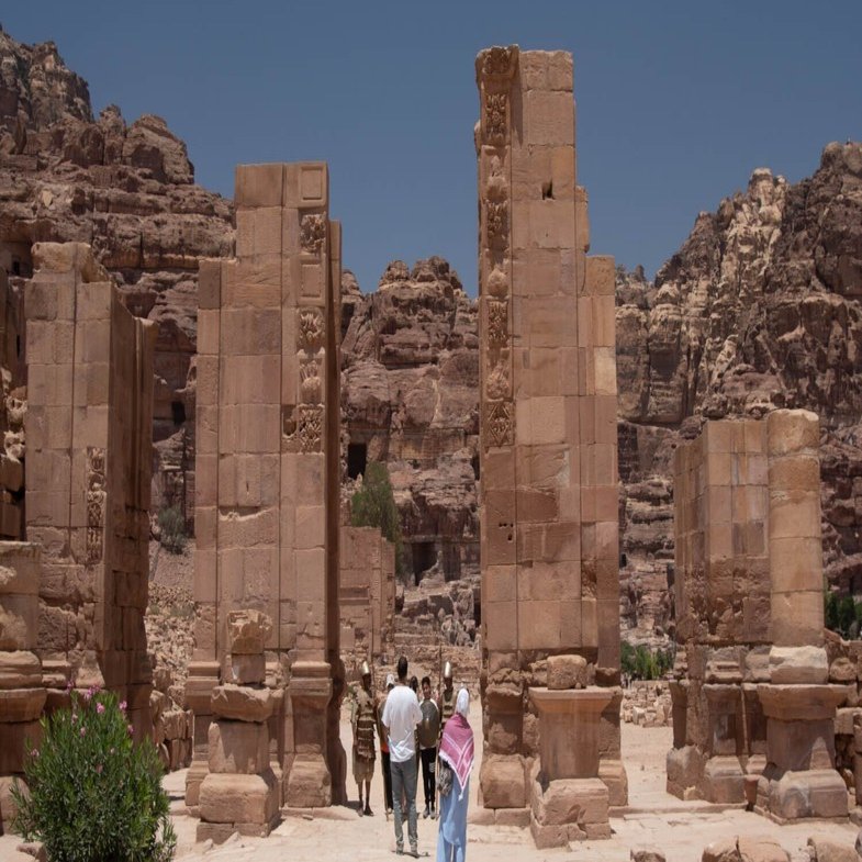 ヨルダン随一の大観光地、ペトラ遺跡を歩く④ ペトラ中心部｜SOUNION