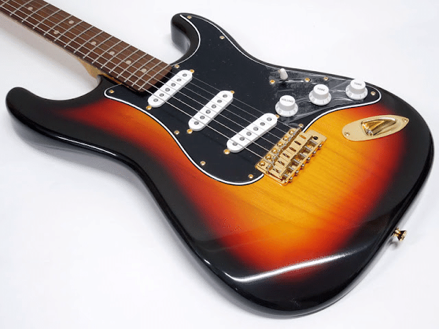 vanzandt stv-r2 フィエスタレッド true vintage Vanzandt STV-R2 Flame Neck LTD STD / Vintage 3TS / Rosewood