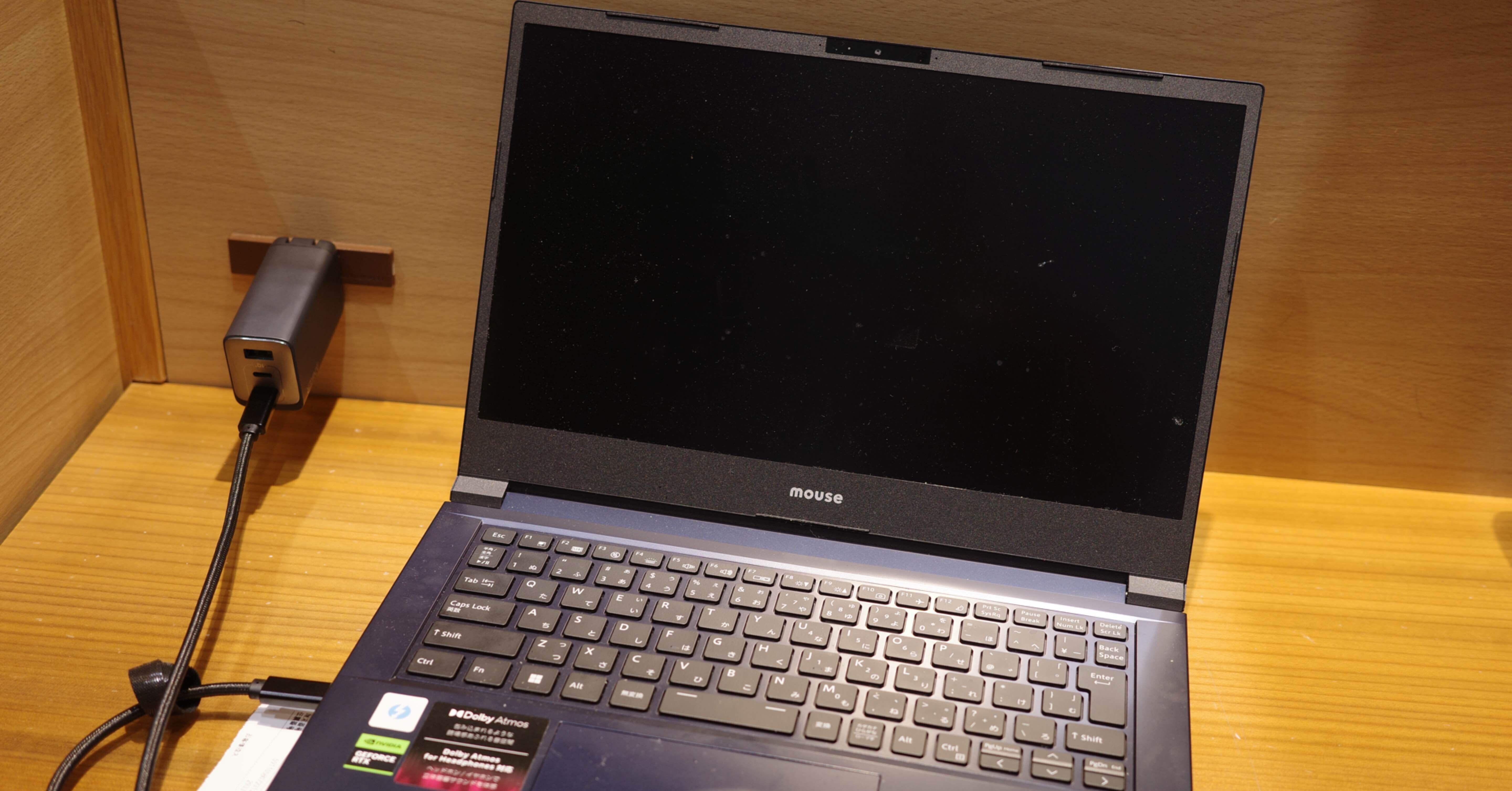 新しいパソコン買ったですから。このパソコンはあまり使わないです。今売りたいです。 Radiant-SPX3300X600AU4.webp