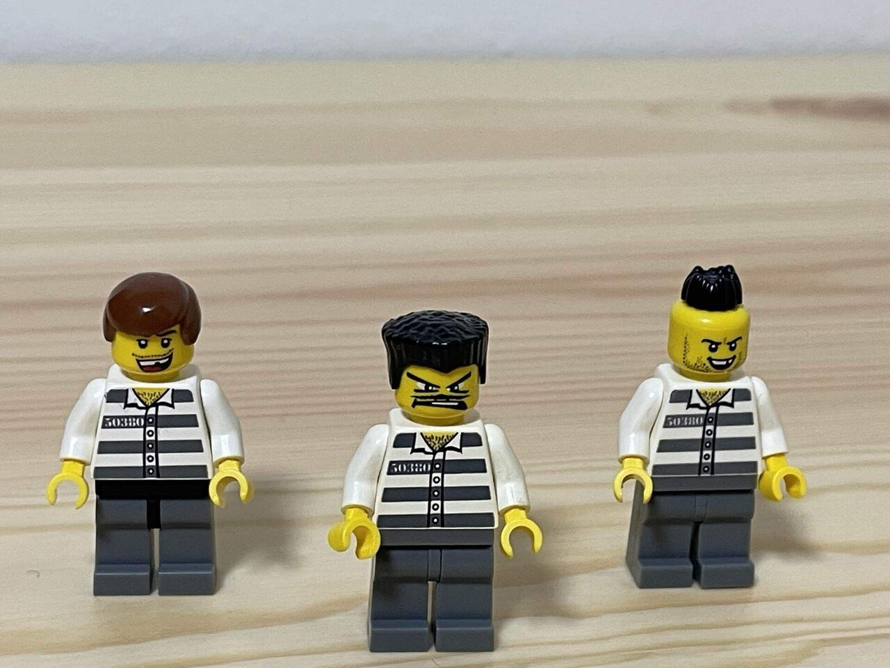 囚人服は何故シマシマ？｜kaworukumada