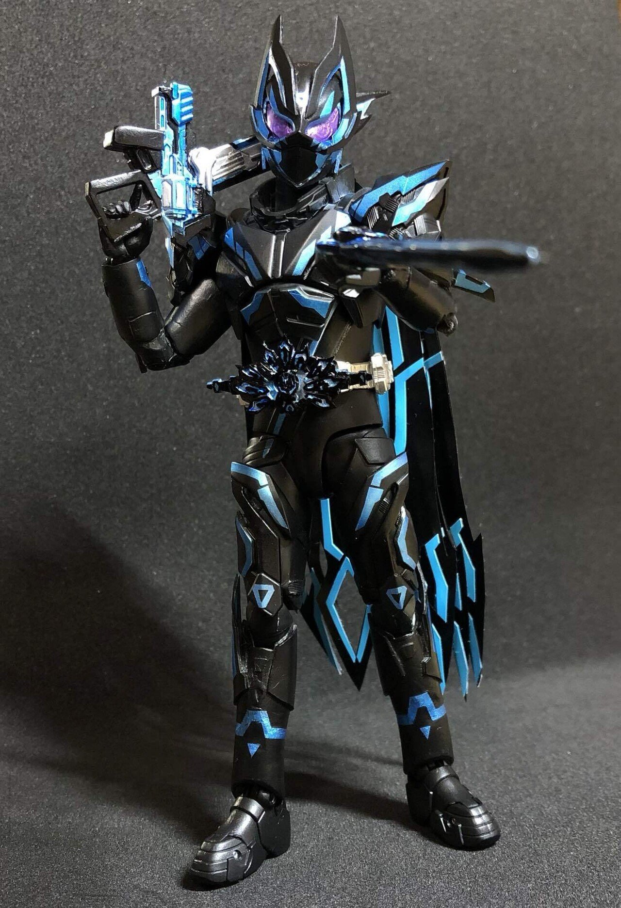 S.H.Figuarts 仮面ライダークロスギーツ制作途中写真｜よね