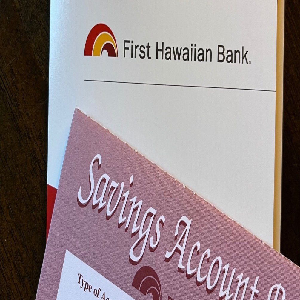 First Hawaiian Bank ファースト　ハワイアン　バンク　通帳入れ ハワイ旅行のついでに銀行口座を開設してみた｜aficio