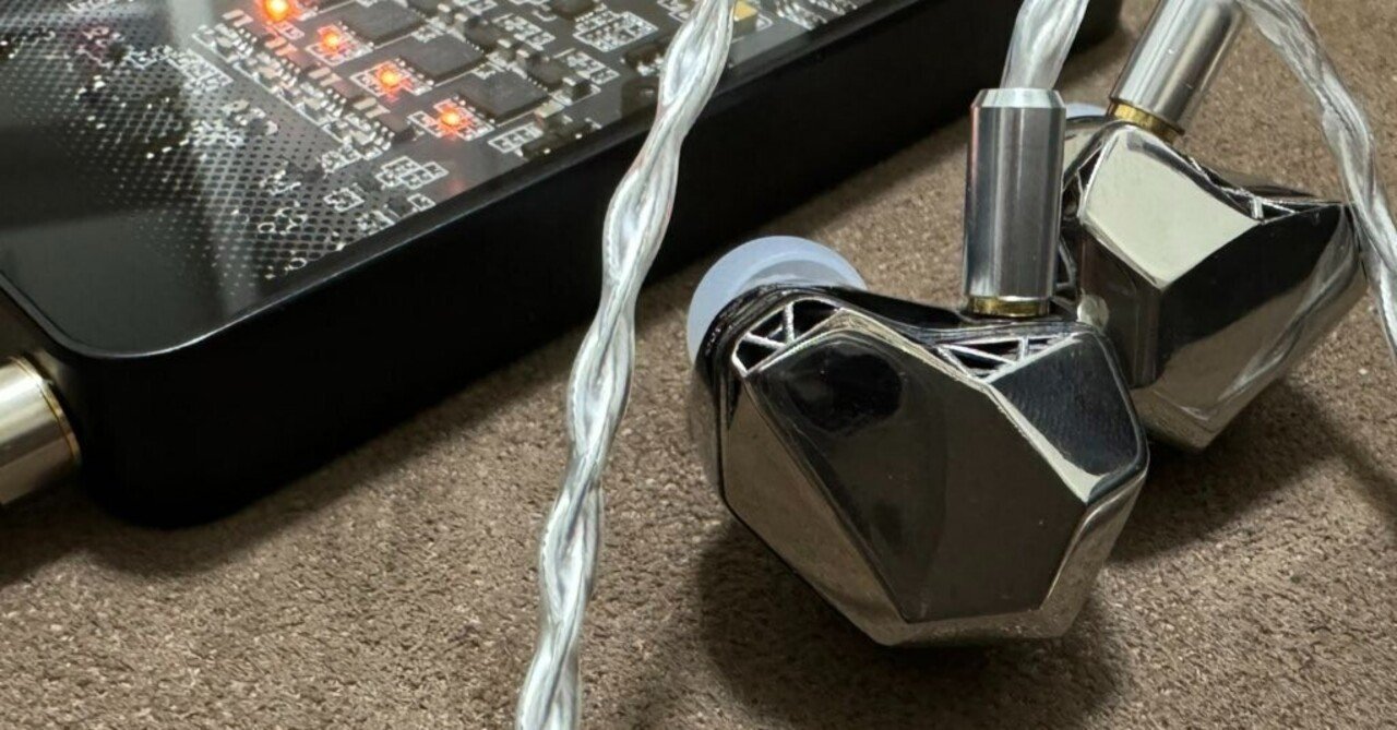 （美品）Unique Melody Maverick Ti 定価15万円↑ 美品）Unique Melody Maverick Ti 定価15万円↑ Unique Melody