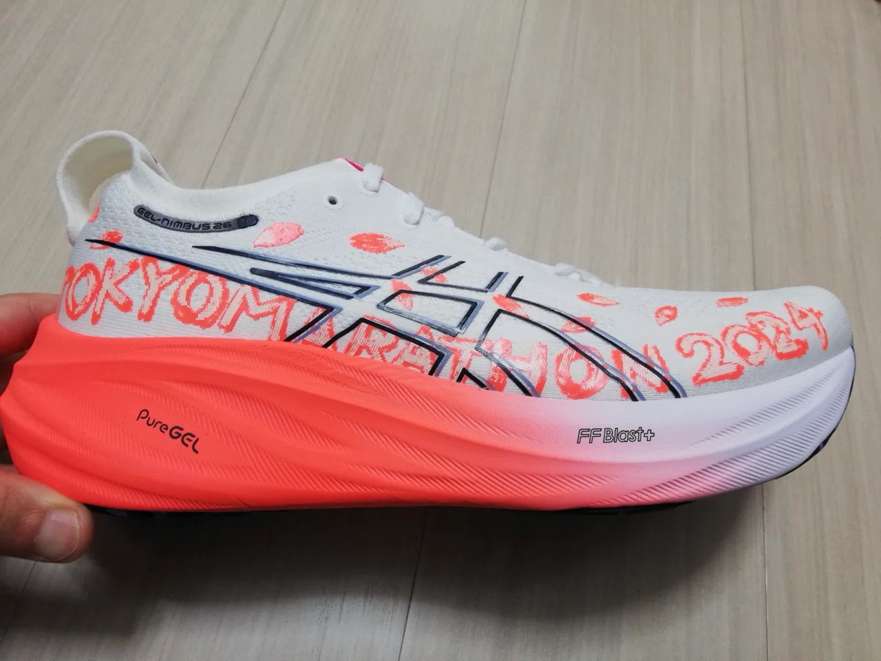 ASICS GEL-NIMBUS 東京モデル GEL-NIMBUS 28 TOKYO | Unisex | White/Apricot Crush | Running Shoes