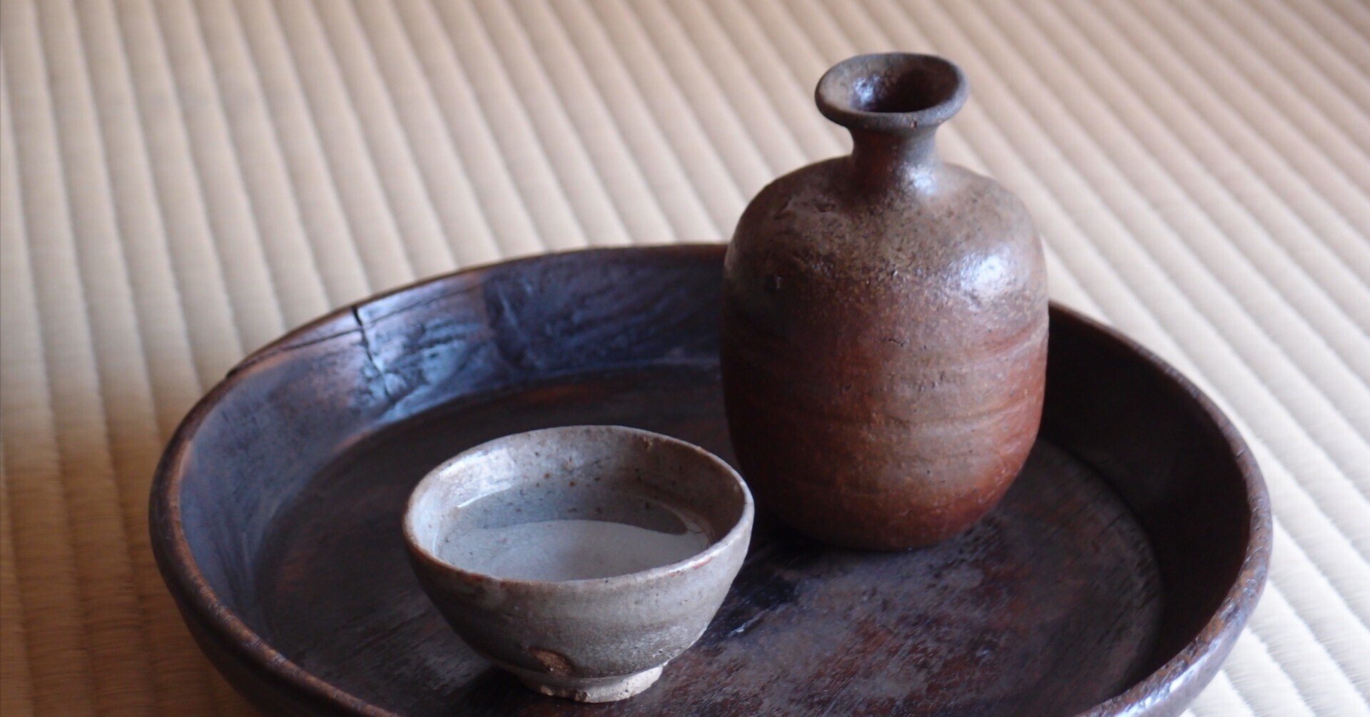 冬の酒器−古備前の徳利|Crossing Lines 冬の酒器−古備前の徳利|Crossing Lines