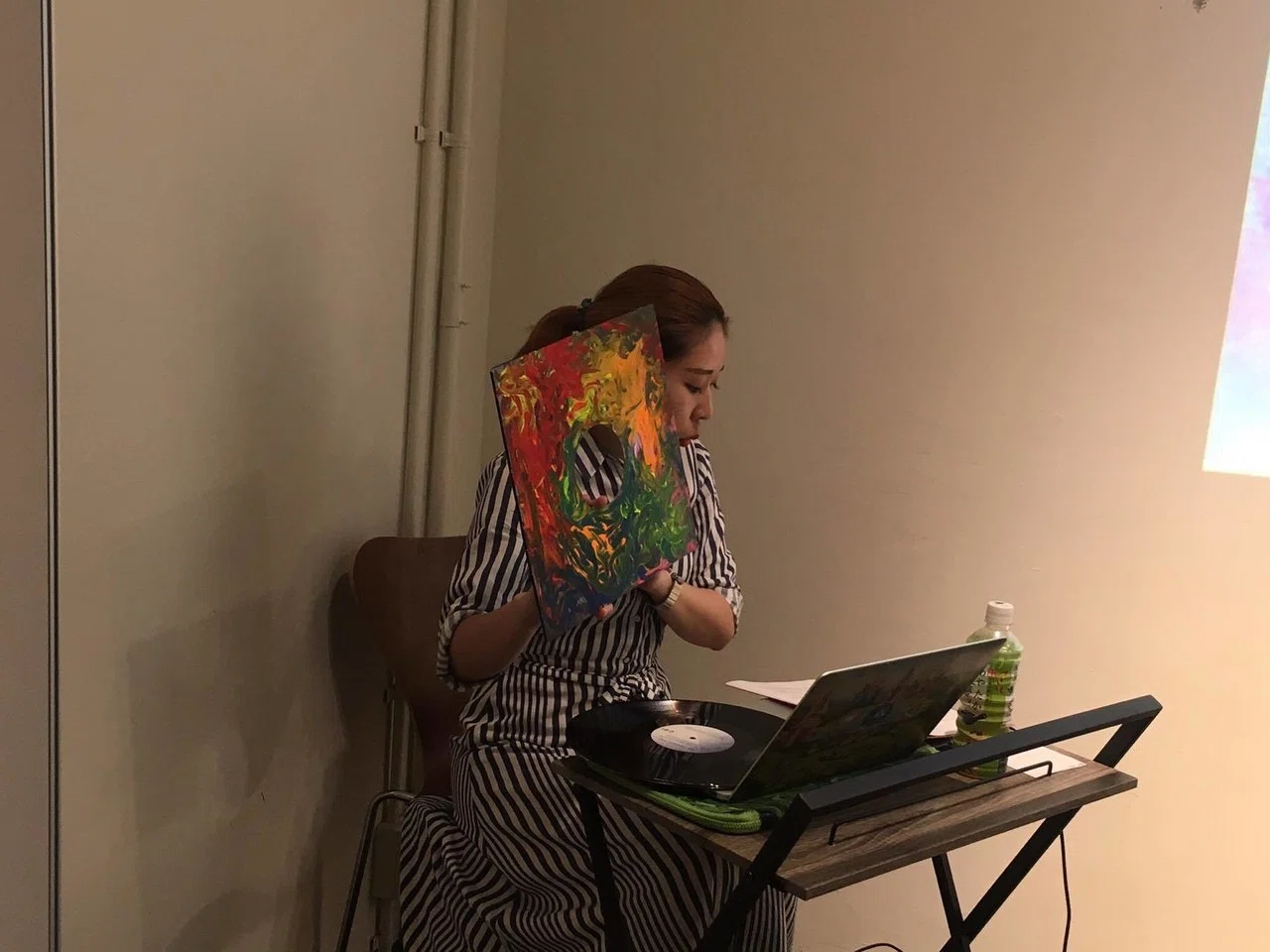 Broken Musicと“引き受けされられるアート”——Learning From Art #004