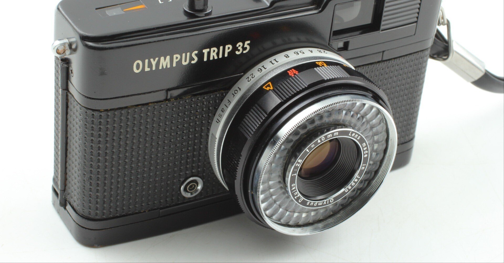 オリンパス Trip 35 鏡筒のグラつき解消｜フィルムカメラ修理のアクアカメラ