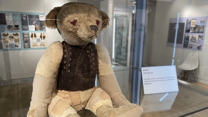 有名な2匹のアンティークベア🧸イギリス｜ぼくはくま