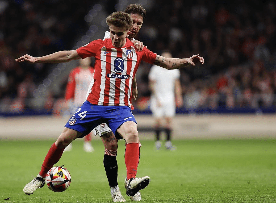 Atlético de Madrid アトレティコ　アルトゥールフェルメールユニ Atlético de Madrid アトレティコ アルトゥールフェルメールユニ