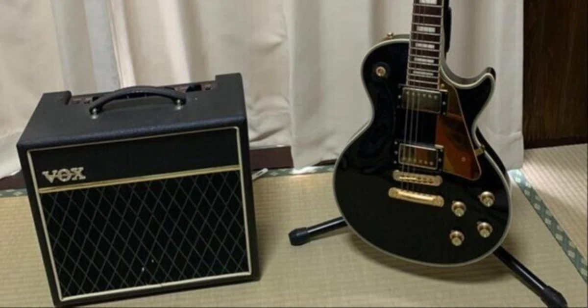 初心者応援】ベース（カバー、中古アンプ、シールドつき）CLANE PADDED 