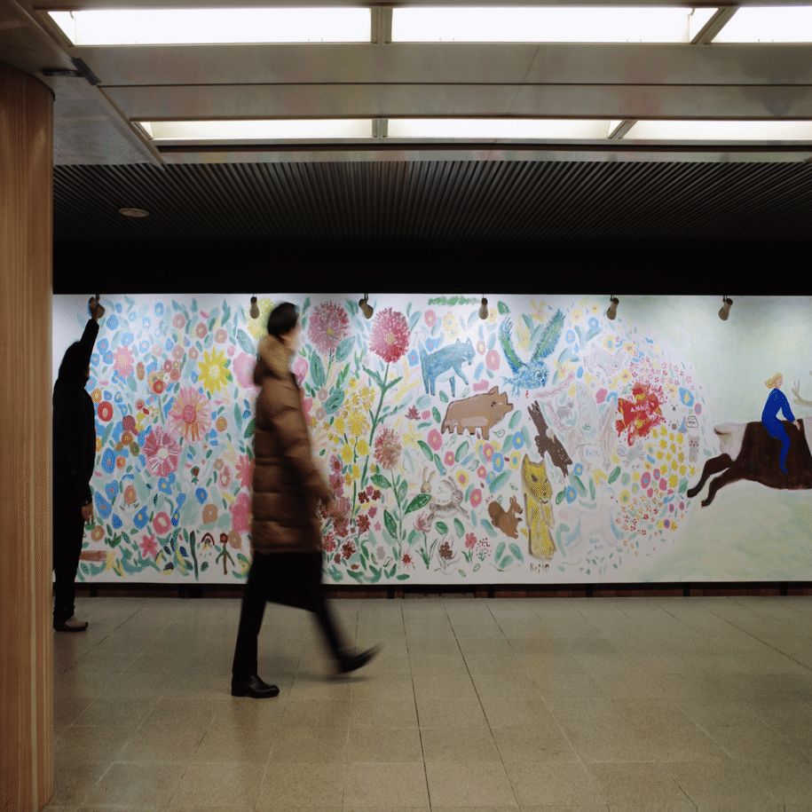 500m美術館「5日間で地下道に118mの壁画を描く」完成！｜田中マリナ