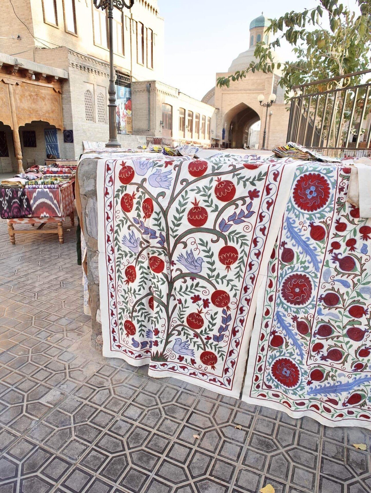 楽天市場】オールドスザンニ ウズベキスタンの刺繍布 Uzbekistan
