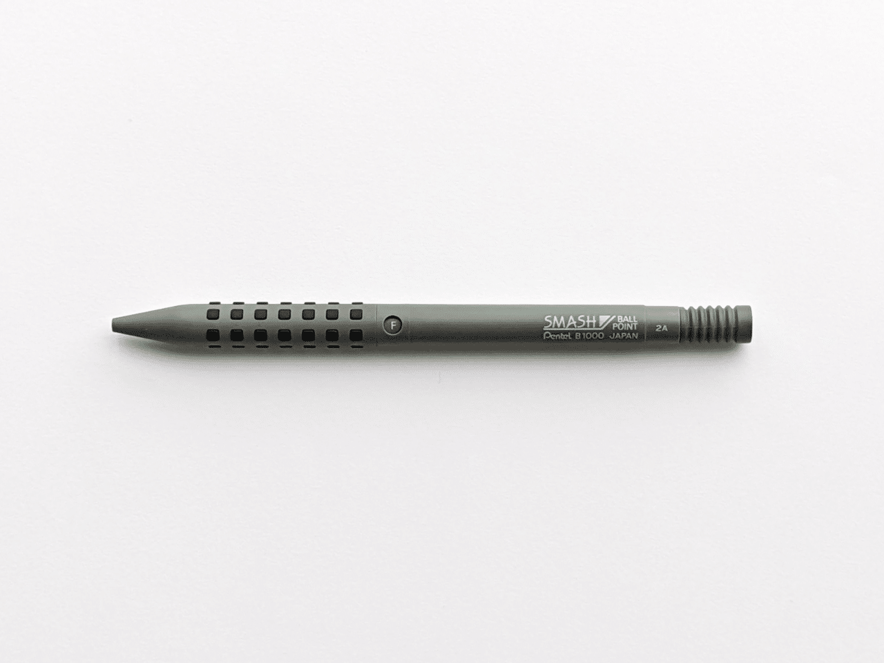 ぺんてる SMASH ボールペン|灰根 ぺんてる SMASH ボールペン|灰根