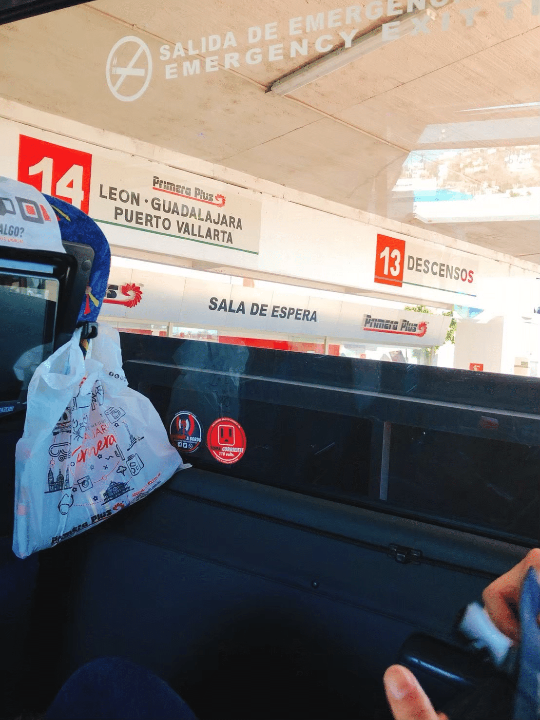 メキシコ】目的地が言えずバスで街を一周した話｜るる