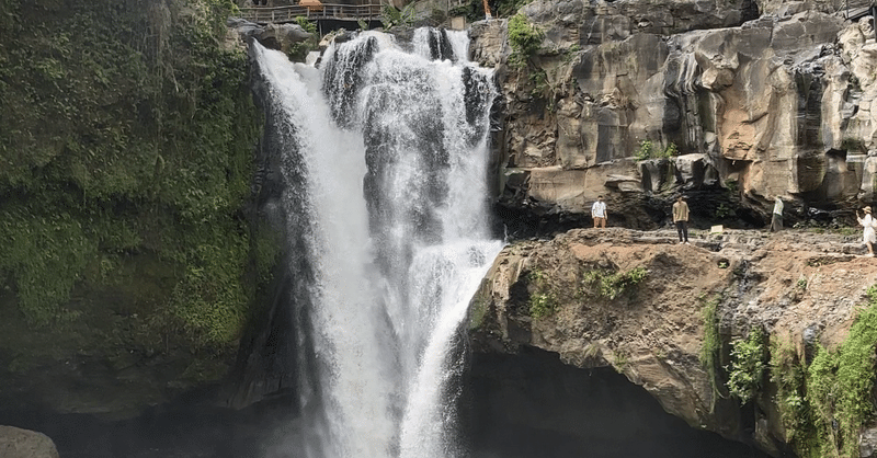 バリ島旅行記　トゥグヌンガンの滝　(2023年８月中旬)