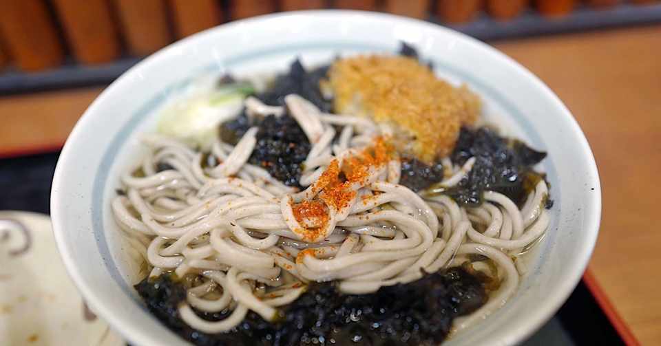 関西の出汁で関東のそばを食べるシアワセ サカキシンイチロウ Note