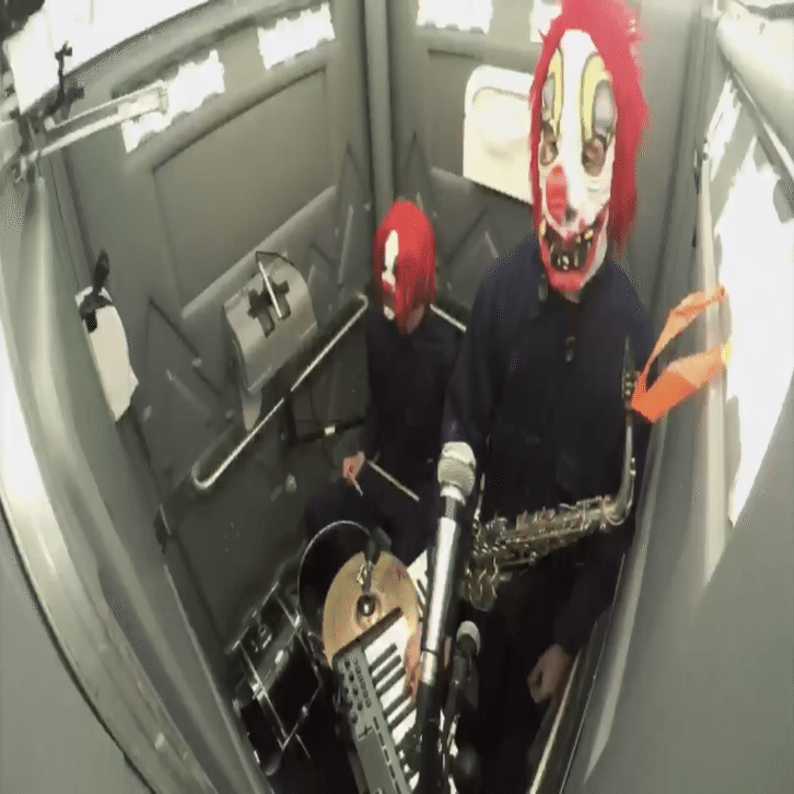 もはや何なのか分からないピエロデュオClown Core｜鳥天