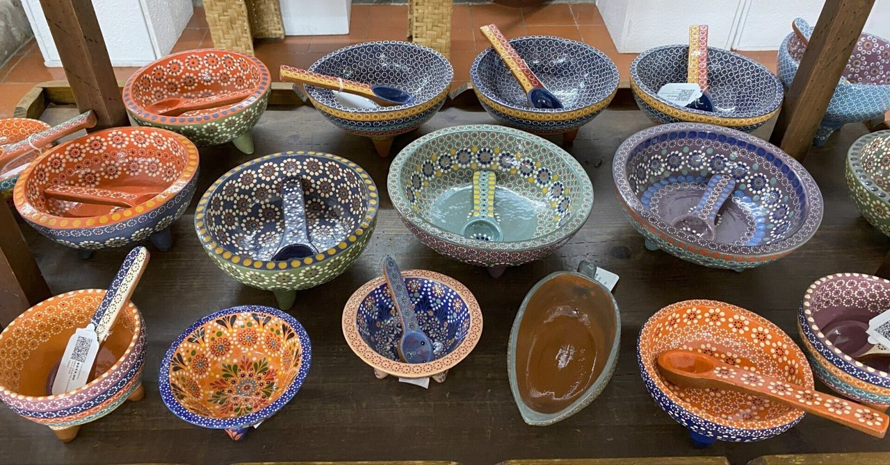 ミチョアカン、モレリアの小さな村カップラの焼き物 #3 点描陶器