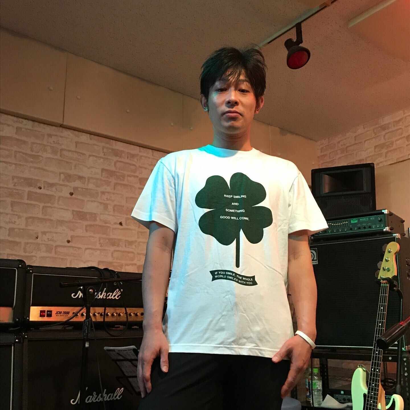 21時頃より生歌配信いたします！！｜とみさん