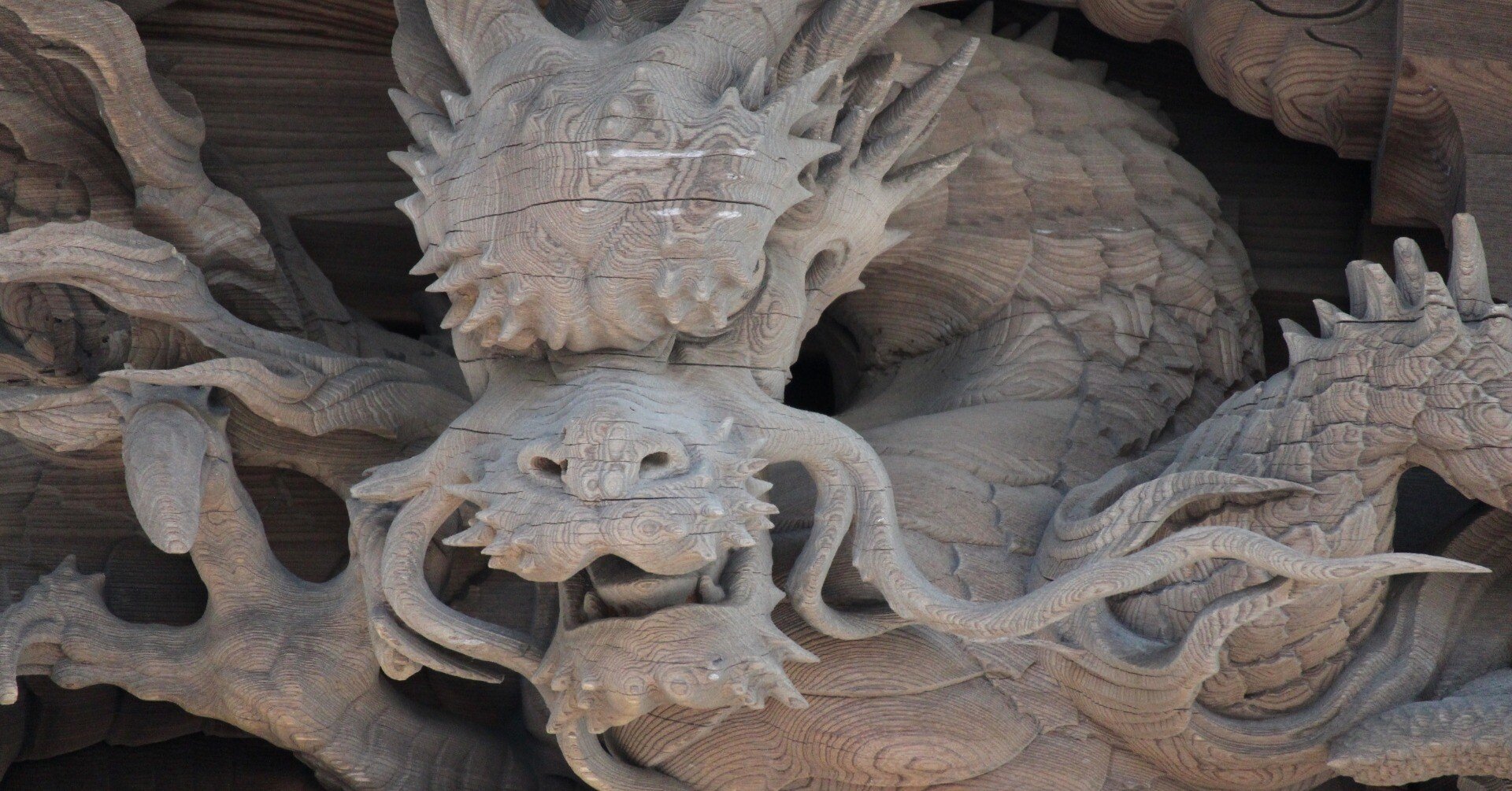 龍　手彫り　彫刻 水晶一本彫 龍